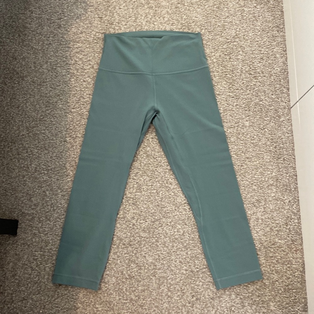Lululemon Align cropped leggings